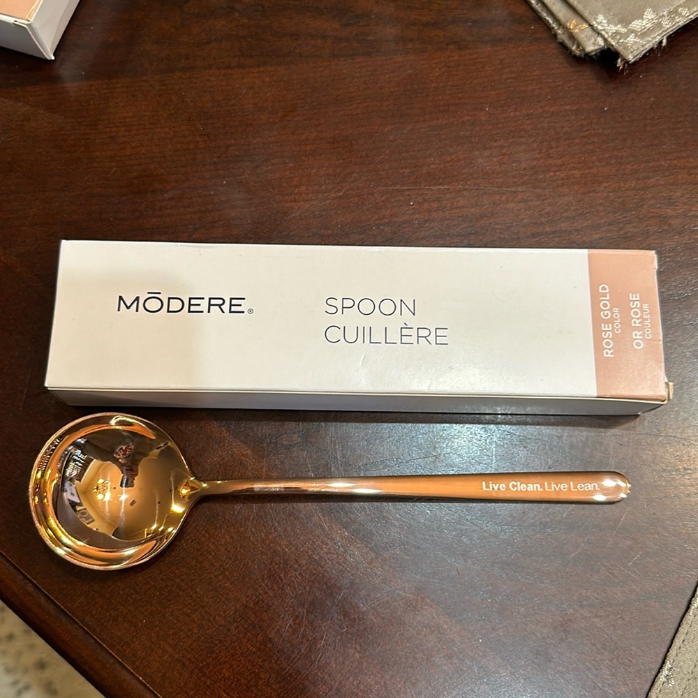 Modere Spoon